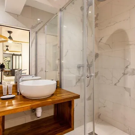 Cmg Oberkampf / Truillot D Apartment Paris