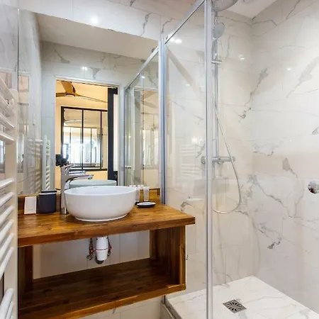 Cmg Oberkampf / Truillot D Apartment Paris